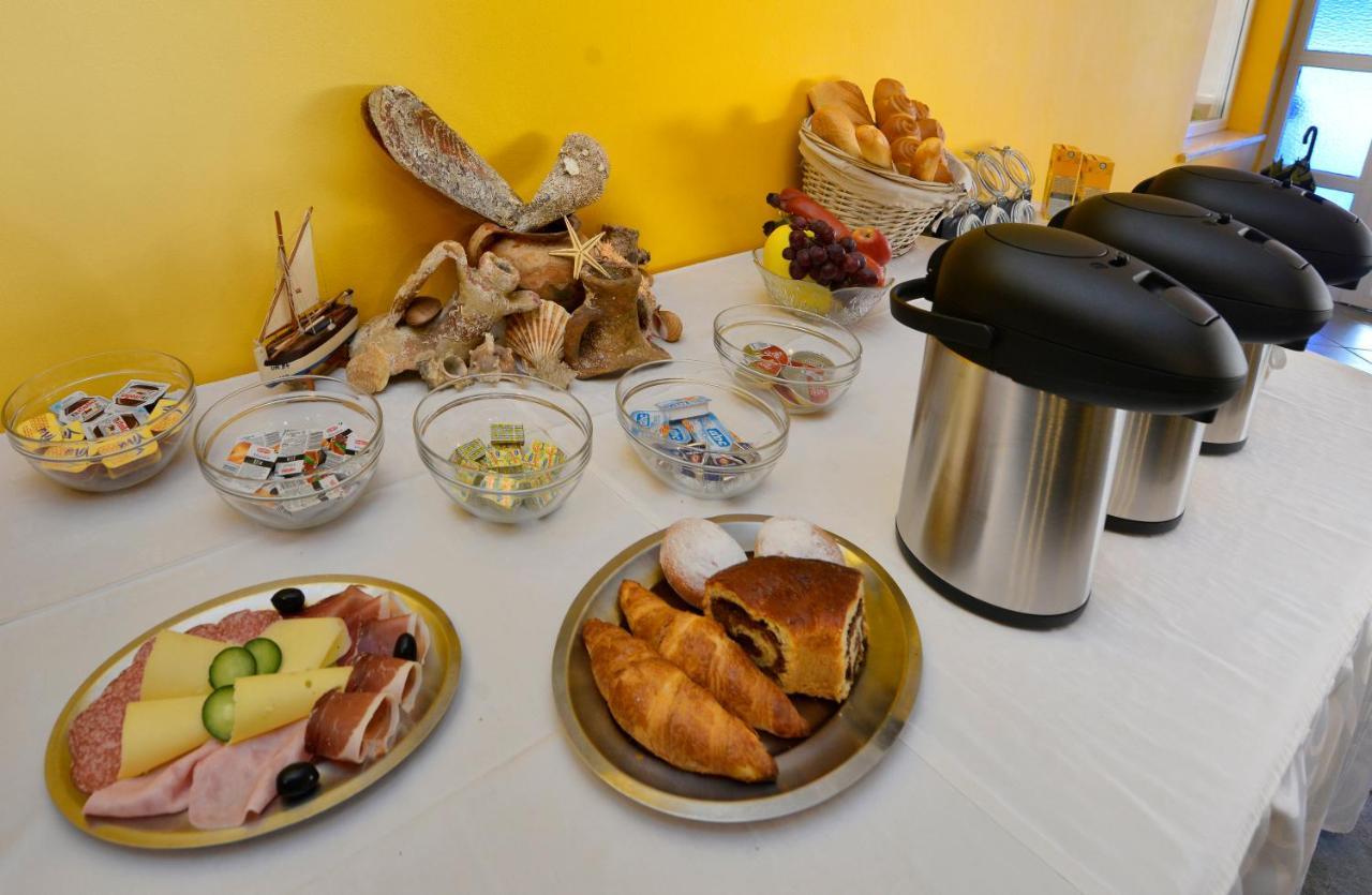 Bed And Breakfast Julia Seget  Buitenkant foto