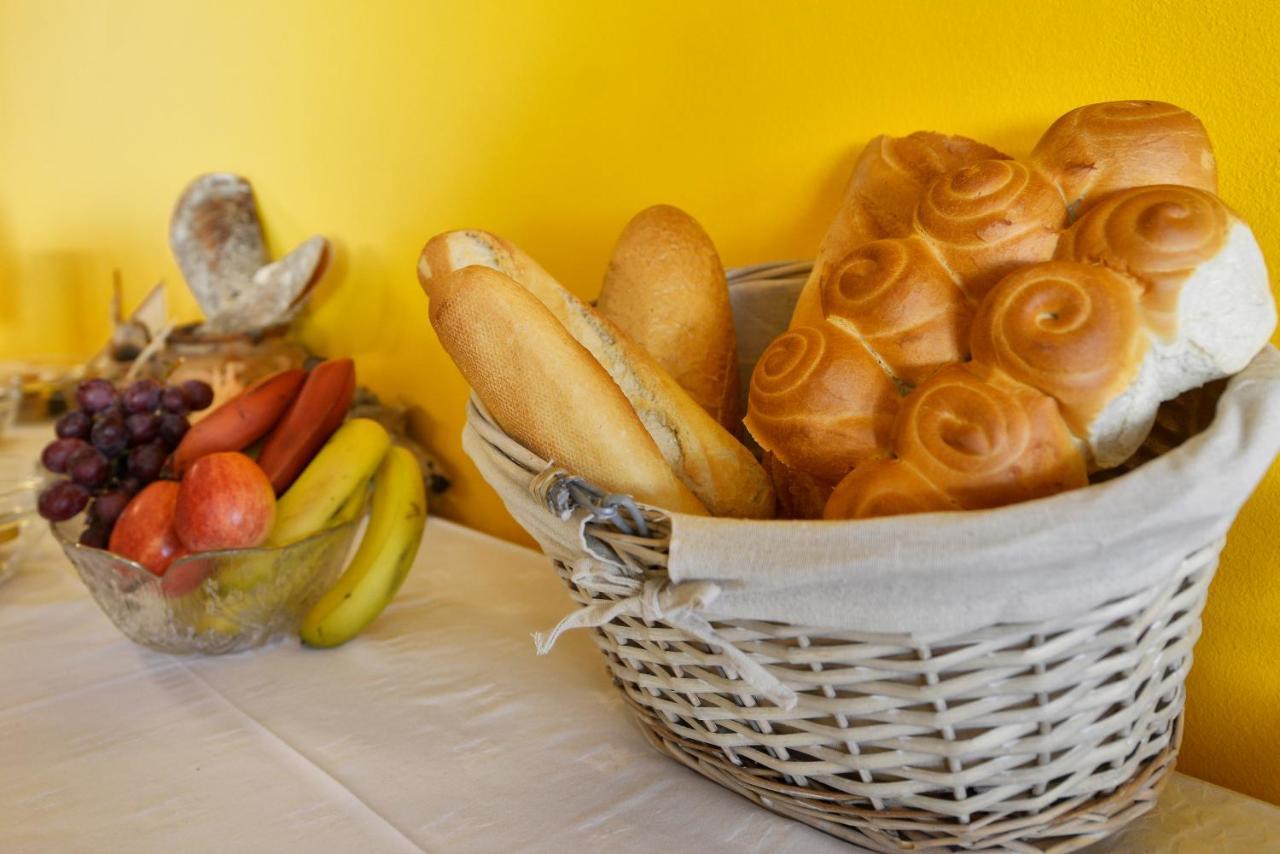 Bed And Breakfast Julia Seget  Buitenkant foto