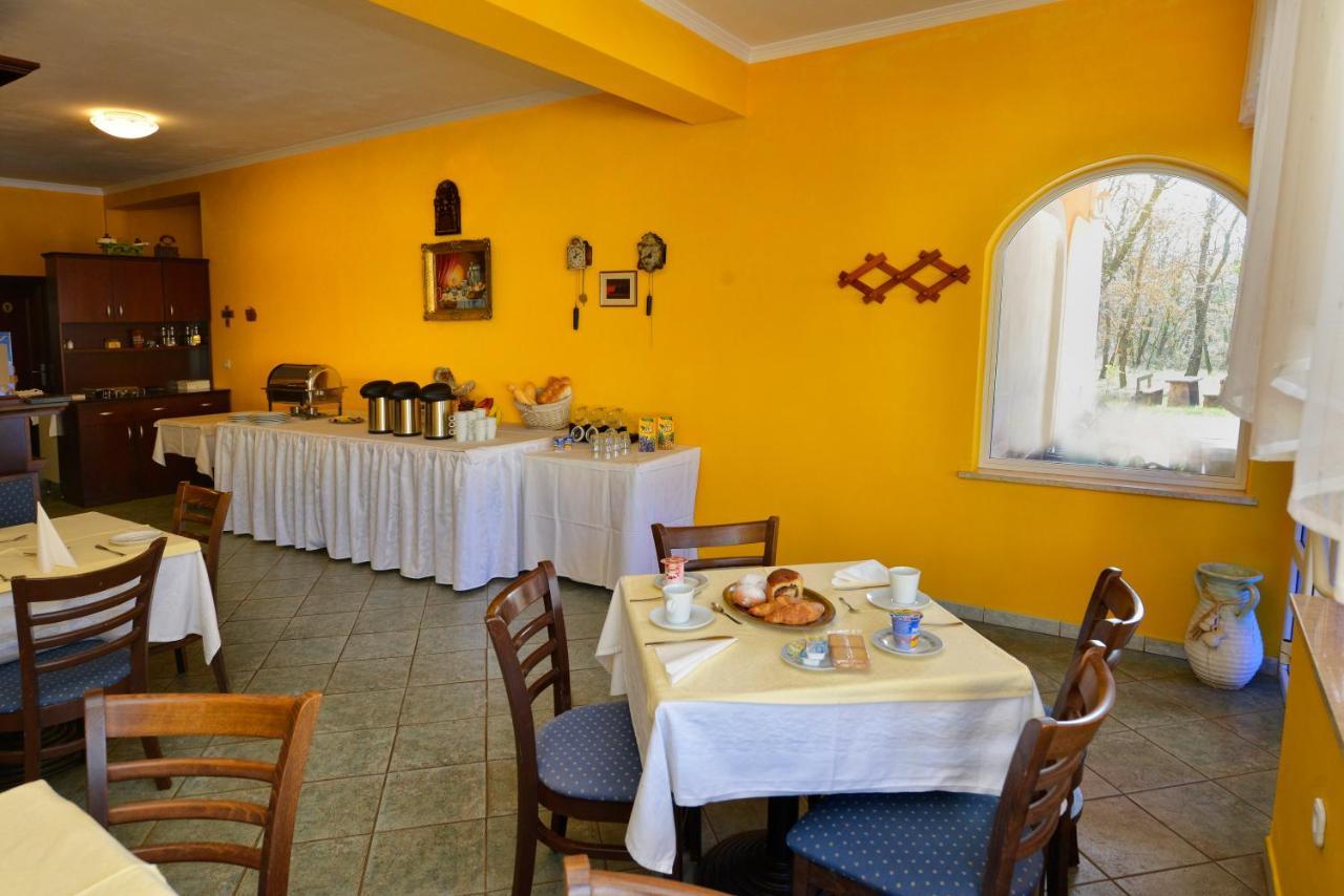 Bed And Breakfast Julia Seget  Buitenkant foto