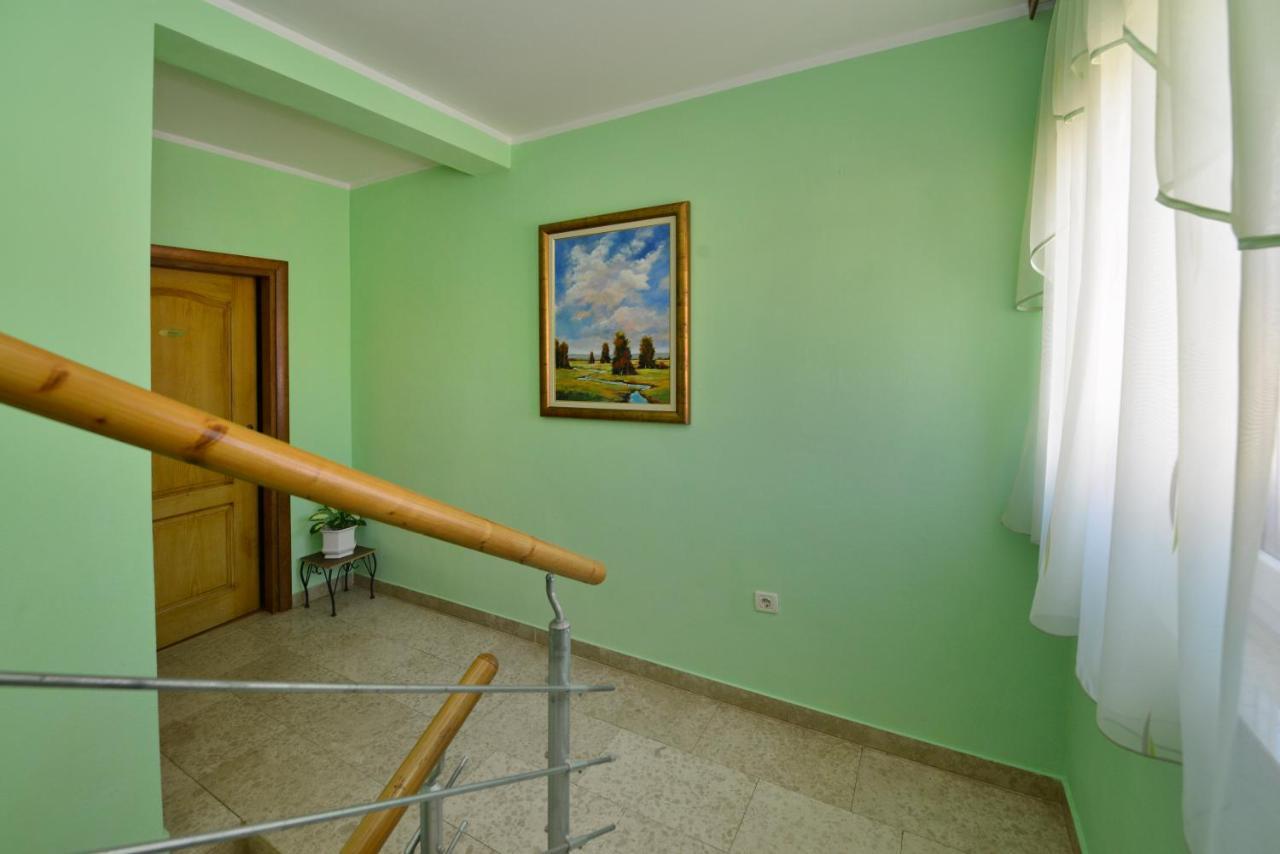 Bed And Breakfast Julia Seget  Buitenkant foto