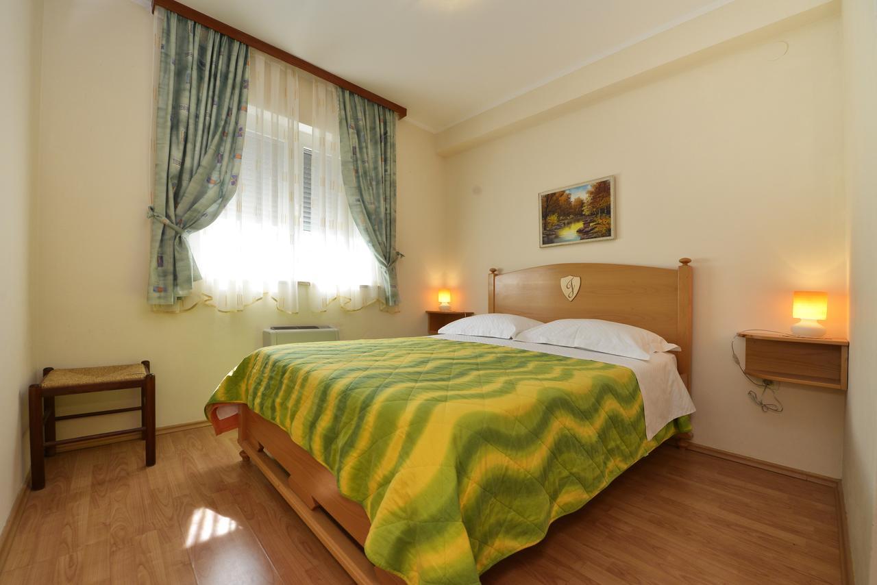 Bed And Breakfast Julia Seget  Buitenkant foto