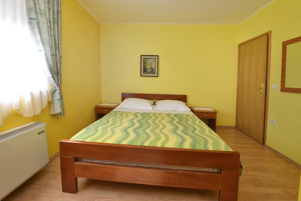 Bed And Breakfast Julia Seget  Buitenkant foto